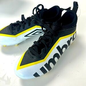 Umbro Pivot Size 12 Football Soccer Cleat Yellow